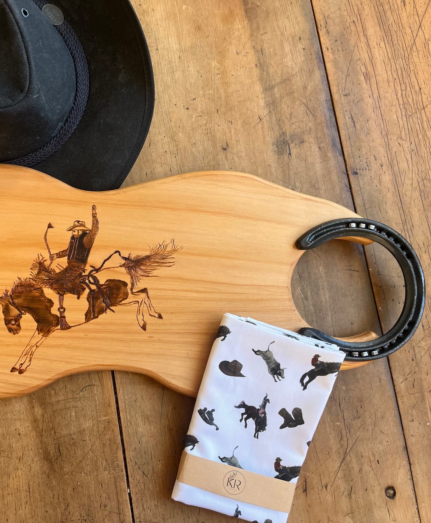 Horse Shoe Cheese Board